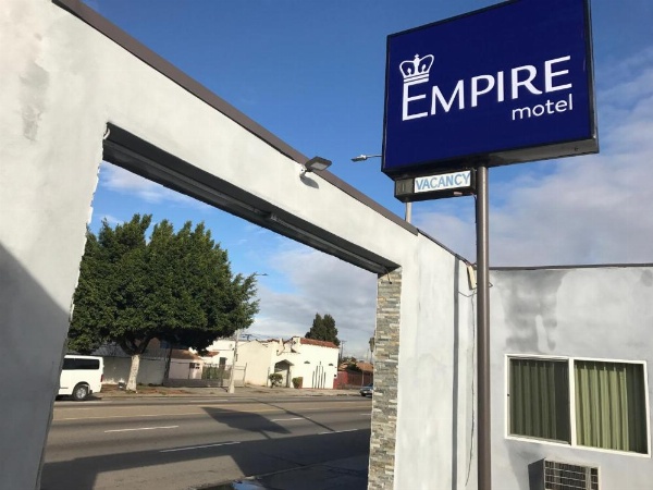 Empire Inn image 12